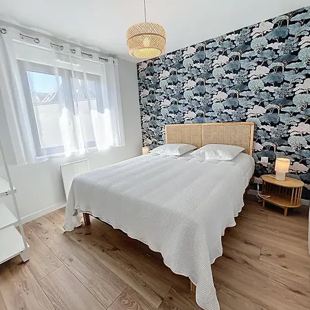 펜션 Maison Renovee Avec Jardin, 200m Plage, 600m Commerces, Parking, Terrasse, Wifi, Pas D'animaux - Fr-1-361-545 *